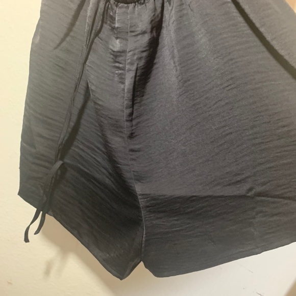 Black romper with open back size small - Picture 10 of 15